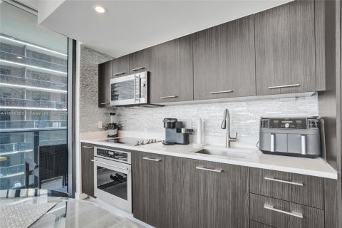 Copropriété à vendre à Miami, Floride: 2 chambres, 86.03 m2 № 1941383 - photo 10