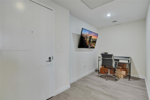 Copropriété à vendre à Miami, Floride: 2 chambres, 86.03 m2 № 1941383 - photo 28
