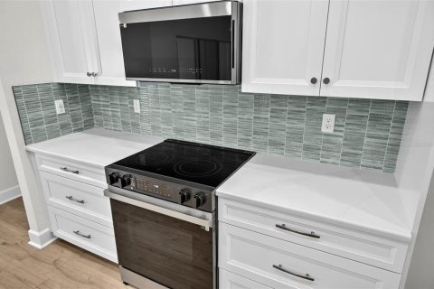 Купить виллу или дом в Палм-Кост, Флорида 7 комнат, 231.14м2, № 2091395 - фото 25