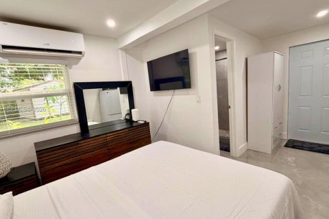 Commercial property in Fort Lauderdale, Florida 1 bedroom № 2086420 - photo 26
