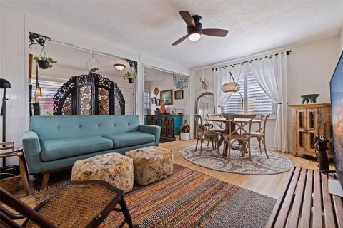 Casa en venta en Saint Petersburg, Florida, 3 dormitorios, 104.24 m2 № 1625088 - foto 10