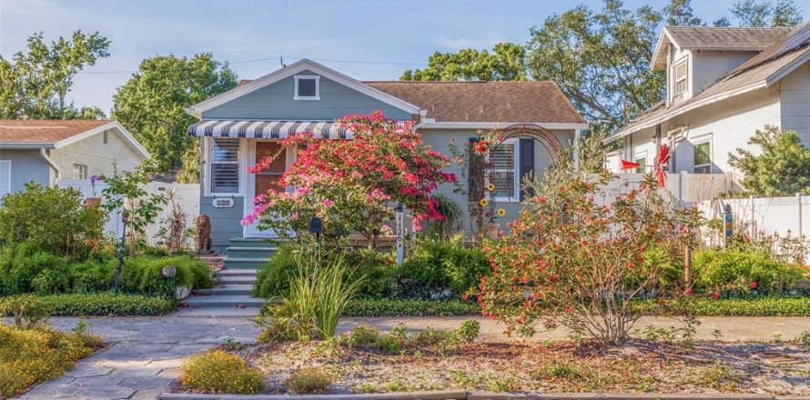Casa en Saint Petersburg, Florida 3 dormitorios, 104.24 m2 № 1625088