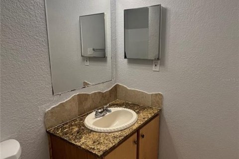 Copropriété à louer à Saint Petersburg, Floride: 1 chambre, 67.73 m2 № 2105215 - photo 15