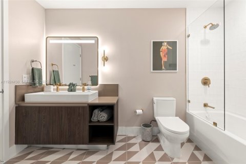 Снять в аренду кондоминиум в Майами, Флорида 1 спальня, 60.67м2, № 1984342 - фото 15