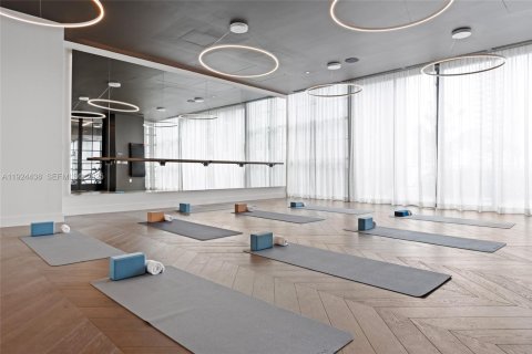 Снять в аренду кондоминиум в Майами, Флорида 1 спальня, 60.67м2, № 1984342 - фото 24