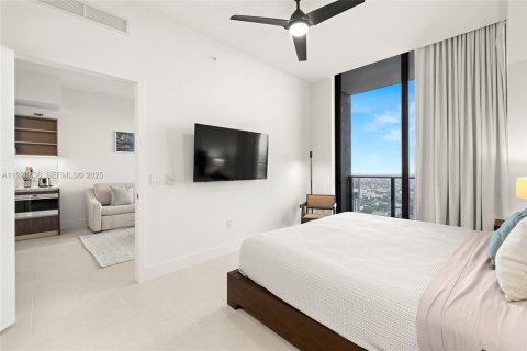 Снять в аренду кондоминиум в Майами, Флорида 1 спальня, 60.67м2, № 1984342 - фото 13