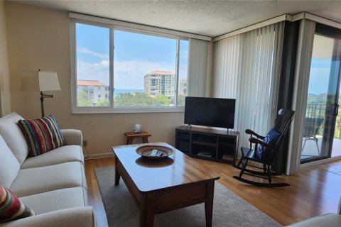 Condominio en alquiler en Saint Petersburg, Florida, 2 dormitorios, 97.55 m2 № 1295422 - foto 3