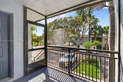 Купить кондоминиум в Уэстон, Флорида 2 спальни, 113.34м2, № 2043641 - фото 28