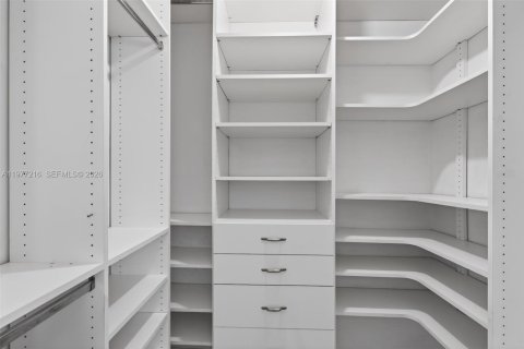 Купить кондоминиум в Уэстон, Флорида 2 спальни, 113.34м2, № 2043641 - фото 13