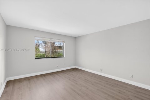 Купить кондоминиум в Уэстон, Флорида 2 спальни, 113.34м2, № 2043641 - фото 11