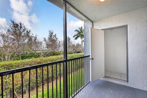 Купить кондоминиум в Уэстон, Флорида 2 спальни, 113.34м2, № 2043641 - фото 30