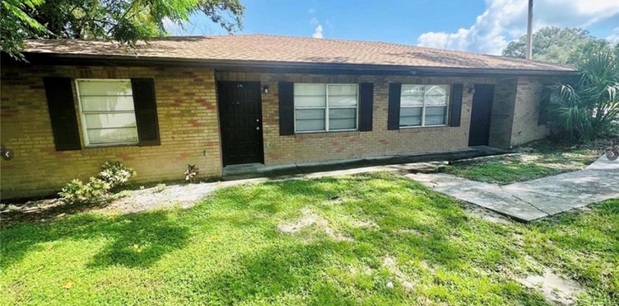 Immobilier commercial à Lakeland, Floride 4 chambres, 167.78 m2 № 2435029