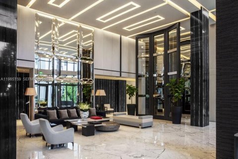 Condo in Miami Beach, Florida, 2 bedrooms  № 2047530 - photo 19