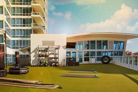 Condo in Miami Beach, Florida, 2 bedrooms  № 2047530 - photo 20