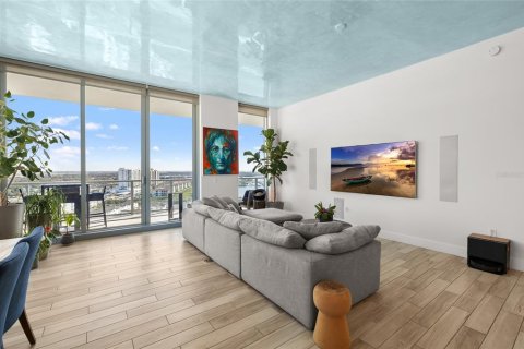 Copropriété à vendre à Tampa, Floride: 3 chambres, 220.09 m2 № 2195482 - photo 14