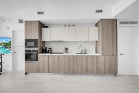 Copropriété à vendre à Miami, Floride: 2 chambres, 84.73 m2 № 1937585 - photo 10