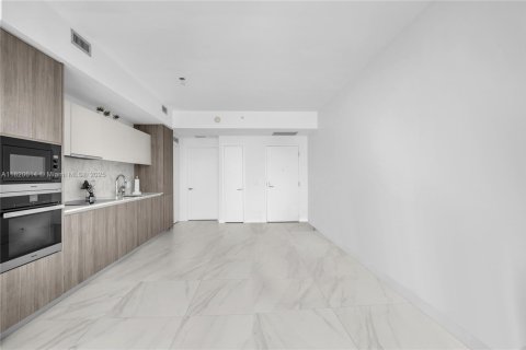 Купить кондоминиум в Майами, Флорида 2 спальни, 84.73м2, № 1937585 - фото 12