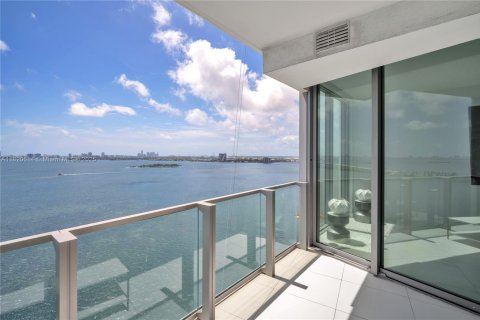 Condominio en venta en Miami, Florida, 2 dormitorios, 84.73 m2 № 1937585 - foto 26