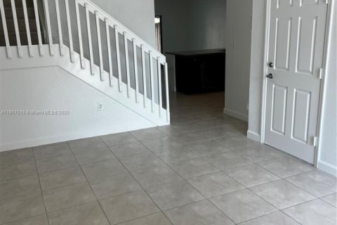 Adosado en venta en Homestead, Florida, 3 dormitorios, 153.29 m2 № 1975924 - foto 4