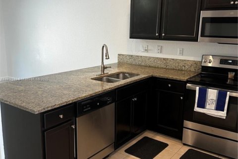 Adosado en venta en Homestead, Florida, 3 dormitorios, 153.29 m2 № 1975924 - foto 6