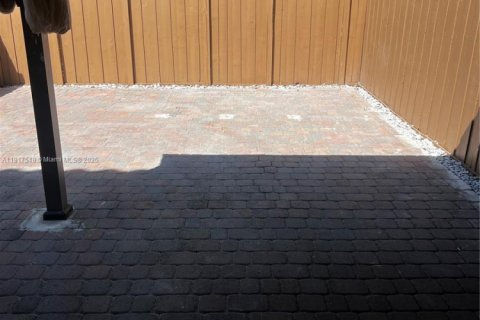 Adosado en venta en Homestead, Florida, 3 dormitorios, 153.29 m2 № 1975924 - foto 22