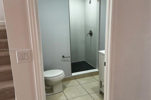 Adosado en venta en Homestead, Florida, 3 dormitorios, 153.29 m2 № 1975924 - foto 10