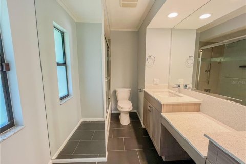 House in Sarasota, Florida 3 bedrooms, 295.15 sq.m. № 1657005 - photo 18