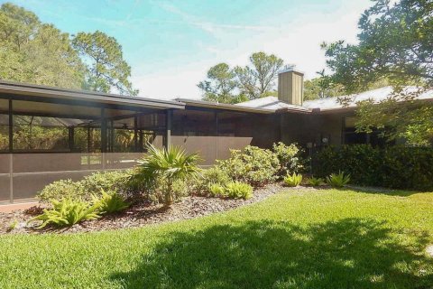 House in Sarasota, Florida 3 bedrooms, 295.15 sq.m. № 1657005 - photo 29