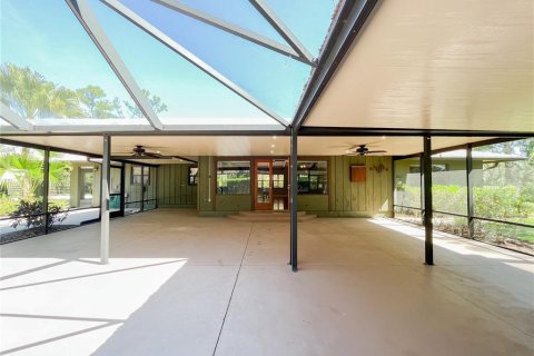 House in Sarasota, Florida 3 bedrooms, 295.15 sq.m. № 1657005 - photo 25