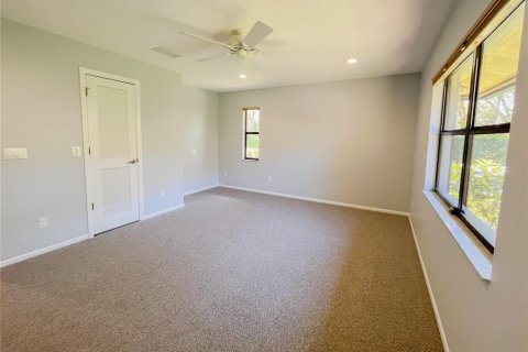 House in Sarasota, Florida 3 bedrooms, 295.15 sq.m. № 1657005 - photo 10