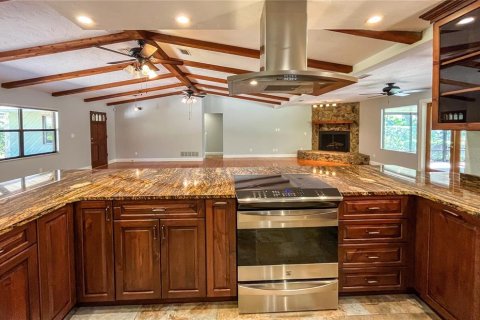 House in Sarasota, Florida 3 bedrooms, 295.15 sq.m. № 1657005 - photo 5