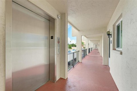 Copropriété à vendre à Venice, Floride: 2 chambres, 101.17 m2 № 2195997 - photo 28