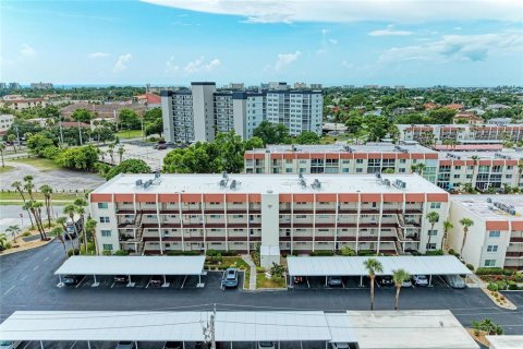 Copropriété à vendre à Venice, Floride: 2 chambres, 101.17 m2 № 2195997 - photo 3