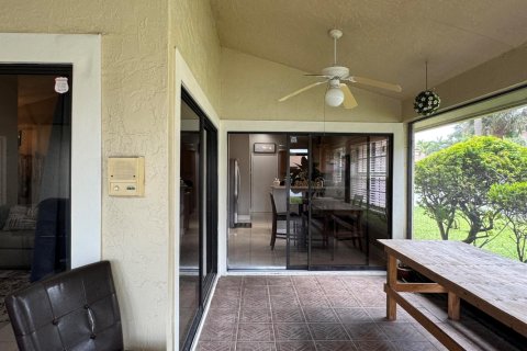House in Boynton Beach, Florida 3 bedrooms, 160.54 sq.m. № 2187433 - photo 23
