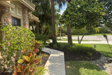 House in Boynton Beach, Florida 3 bedrooms, 160.54 sq.m. № 2187433 - photo 3