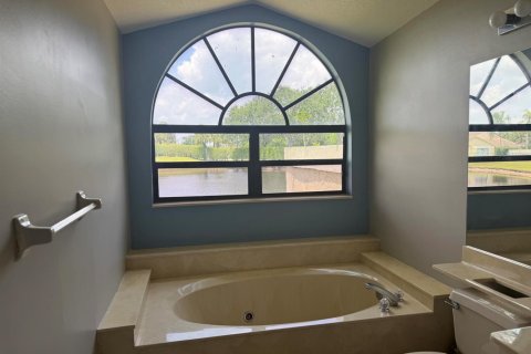 House in Boynton Beach, Florida 3 bedrooms, 160.54 sq.m. № 2187433 - photo 19