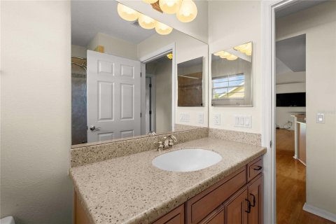 House in San Antonio, Florida 3 bedrooms, 176.05 sq.m. № 2430826 - photo 25