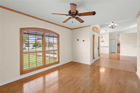 House in San Antonio, Florida 3 bedrooms, 176.05 sq.m. № 2430826 - photo 5