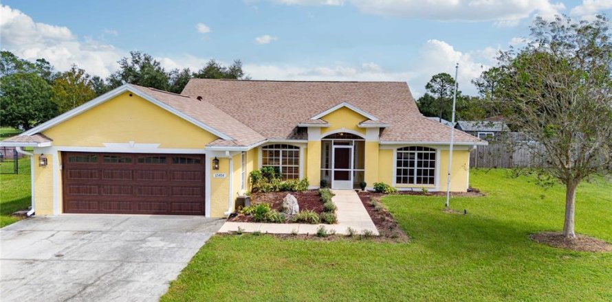 House in San Antonio, Florida 3 bedrooms, 176.05 sq.m. № 2430826