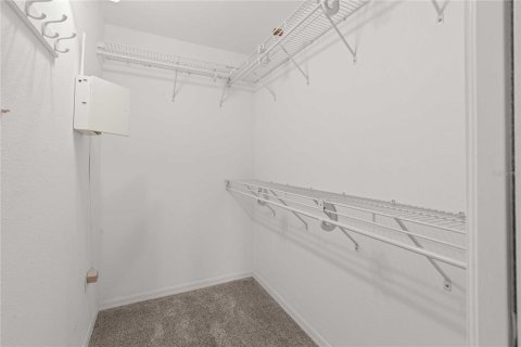 House in San Antonio, Florida 3 bedrooms, 176.05 sq.m. № 2430826 - photo 22