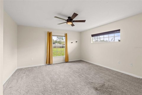 House in San Antonio, Florida 3 bedrooms, 176.05 sq.m. № 2430826 - photo 17