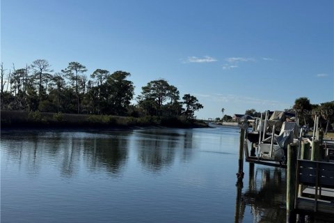 Condo in Crystal River, Florida, 2 bedrooms  № 2093995 - photo 20