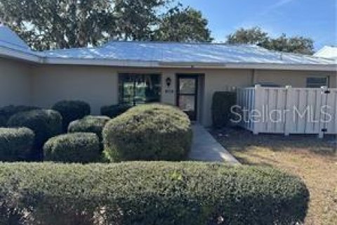 Condo in Crystal River, Florida, 2 bedrooms  № 2093995