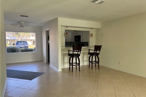 Condo in Crystal River, Florida, 2 bedrooms  № 2093995 - photo 4
