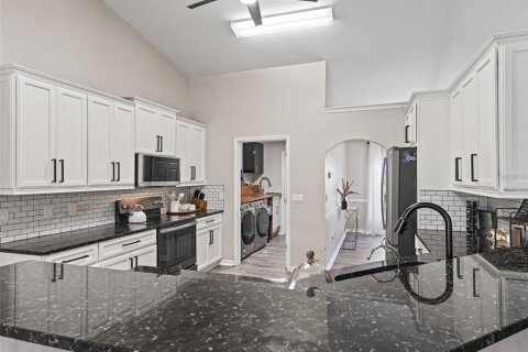 Villa ou maison à vendre à Ocala, Floride: 4 chambres, 182.65 m2 № 1884128 - photo 10