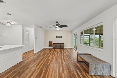 Casa en venta en Ellenton, Florida, 3 dormitorios, 140.65 m2 № 2206476 - foto 3