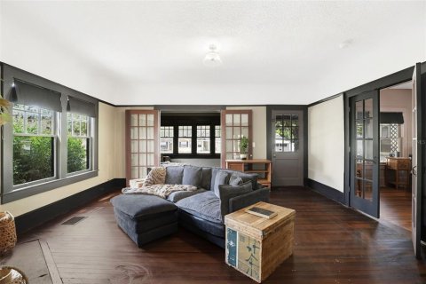 House in Eustis, Florida 4 bedrooms, 187.38 sq.m. № 2151403 - photo 7