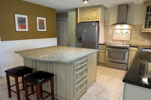 House in Orlando, Florida 4 bedrooms, 209.49 sq.m. № 1725522 - photo 25