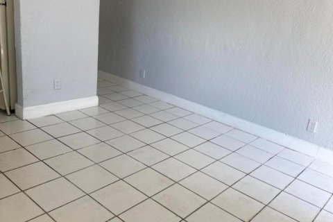 Appartement à louer à Dania Beach, Floride: 2 chambres, 217.39 m2 № 2175824 - photo 23
