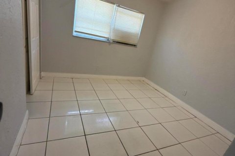 Appartement à louer à Dania Beach, Floride: 2 chambres, 217.39 m2 № 2175824 - photo 10